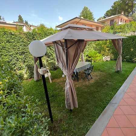 Casa Vacanze Volpe Dell'Etna นีโกโลซี ภายนอก รูปภาพ