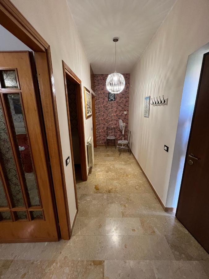 Casa Vacanze Volpe Dell'Etna นีโกโลซี ภายนอก รูปภาพ