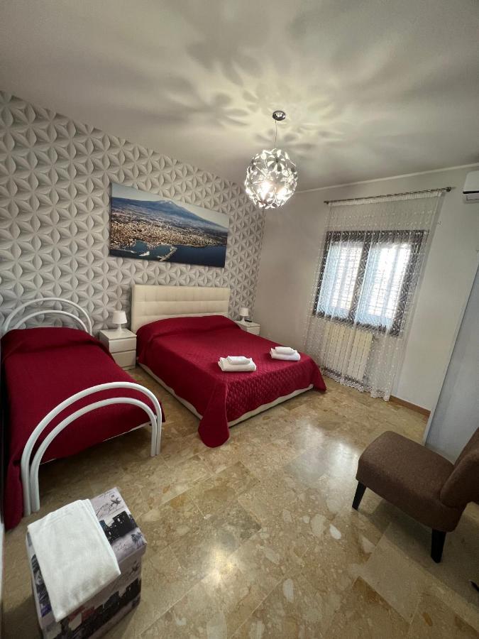 Casa Vacanze Volpe Dell'Etna นีโกโลซี ภายนอก รูปภาพ